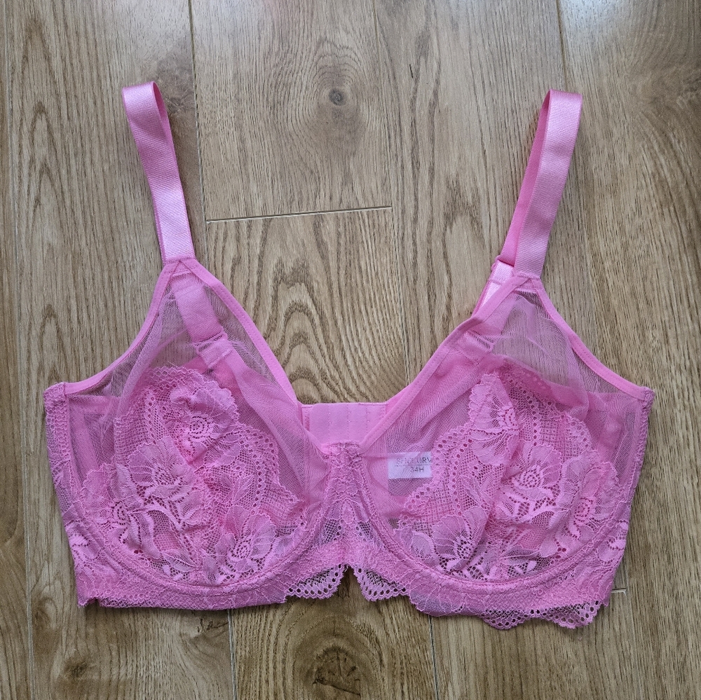 NEW🎁 Underwire Full Cup Soft Lace Detail Bra in PINK SHE CURVE